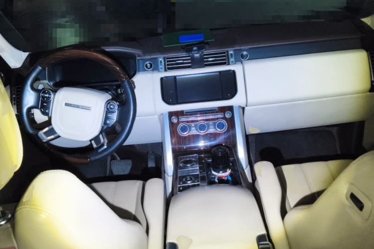 Used Land Rover Range  Center Console