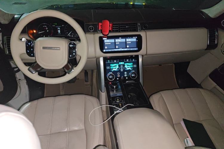 Used Land Rover Range  Center Console