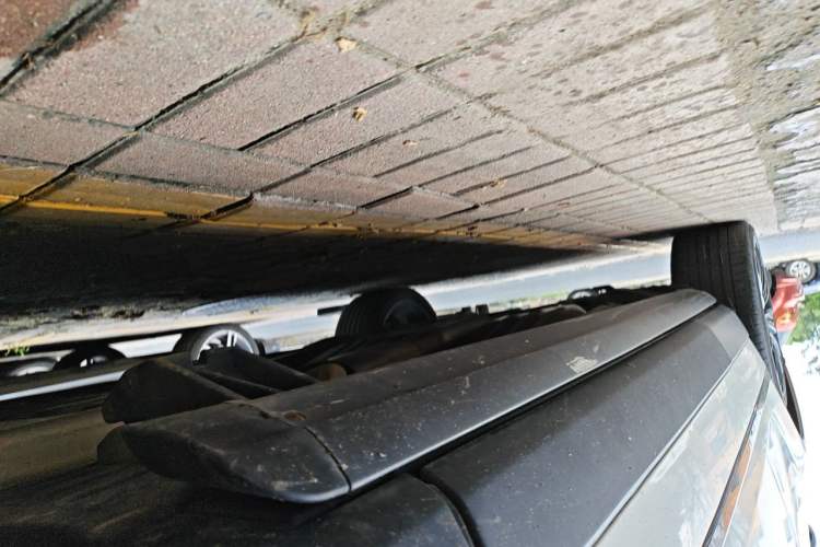 Used Land Rover Range  Chassis Front Right
