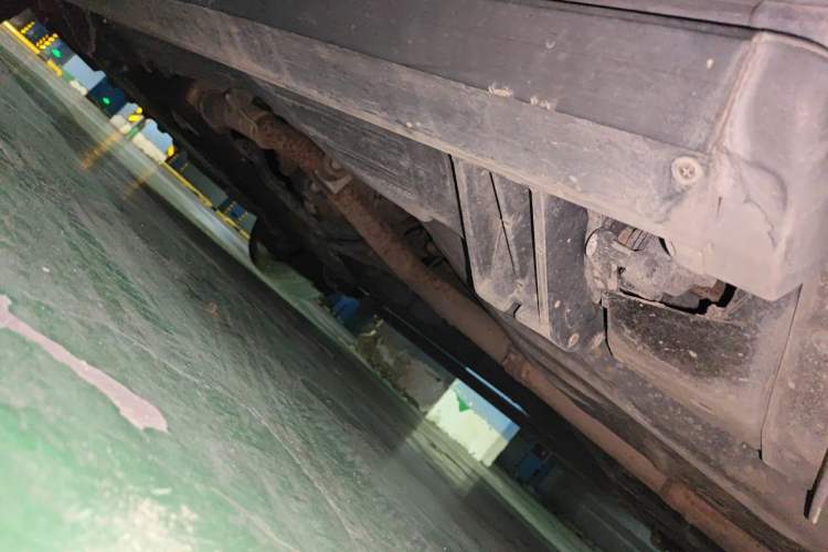 Used Land Rover Range  Chassis Rear Left