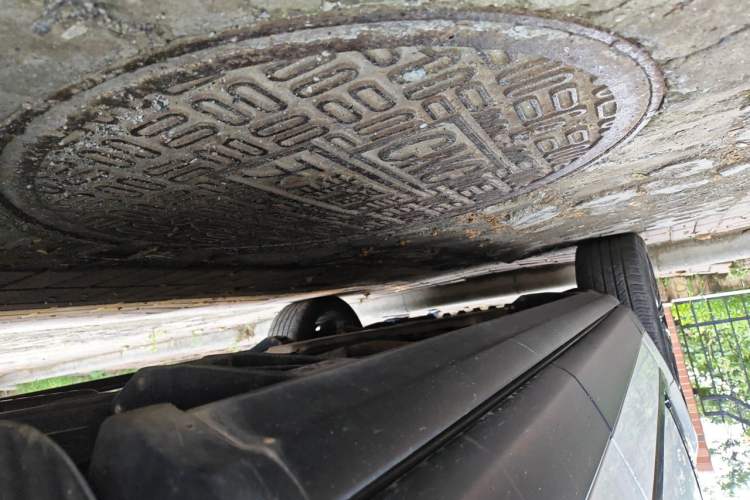 Used Land Rover Range  Chassis Rear Left