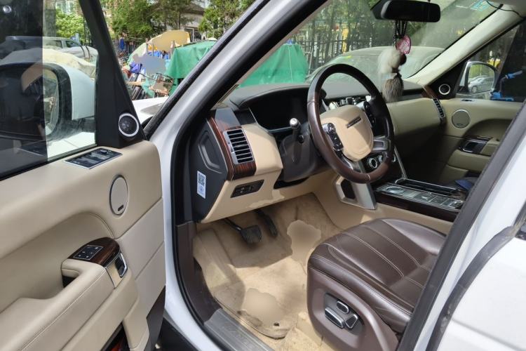 Used Land Rover Range 2014 Revised 3.0 SC V6 Vogue Driver Seat