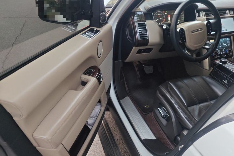 Used Land Rover Range 2014 3.0 SC V6 Vogue Driver Seat