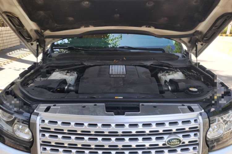 Used Land Rover Range 2014 3.0 SC V6 Vogue SE Long-Wheelbase Edition Engine Bay