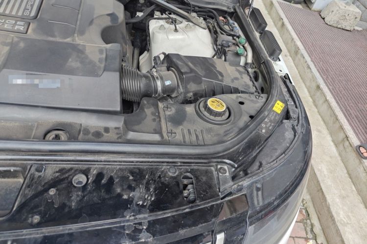 Used Land Rover Range 2014 Revised 3.0 SC V6 Vogue Engine Bay Left