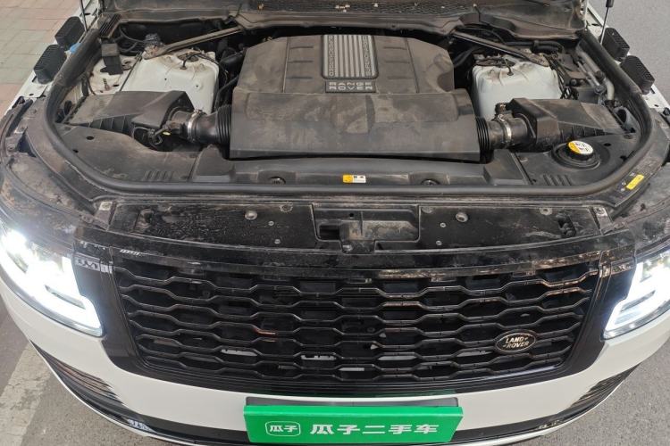 Used Land Rover Range 2014 3.0 SC V6 Vogue Engine Bay