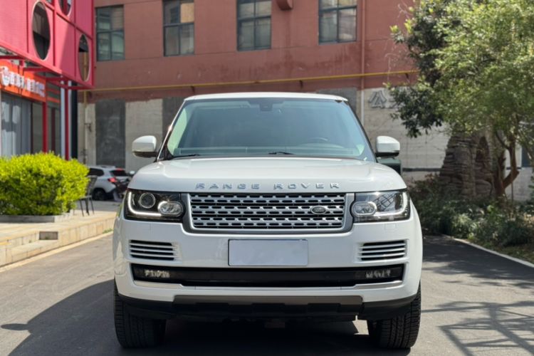 Used Land Rover Range 2014 3.0 SC V6 Vogue Exterior 2