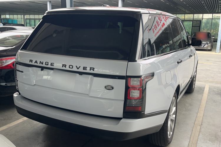 Used Land Rover Range 2014 3.0 SC V6 Vogue Exterior 3