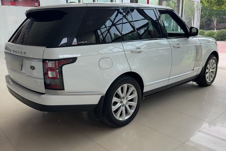 Used Land Rover Range 2014 Revised 3.0 SC V6 Vogue Exterior 4