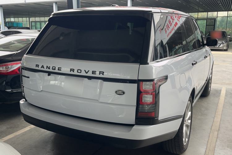 Used Land Rover Range 2014 3.0 SC V6 Vogue Exterior 4