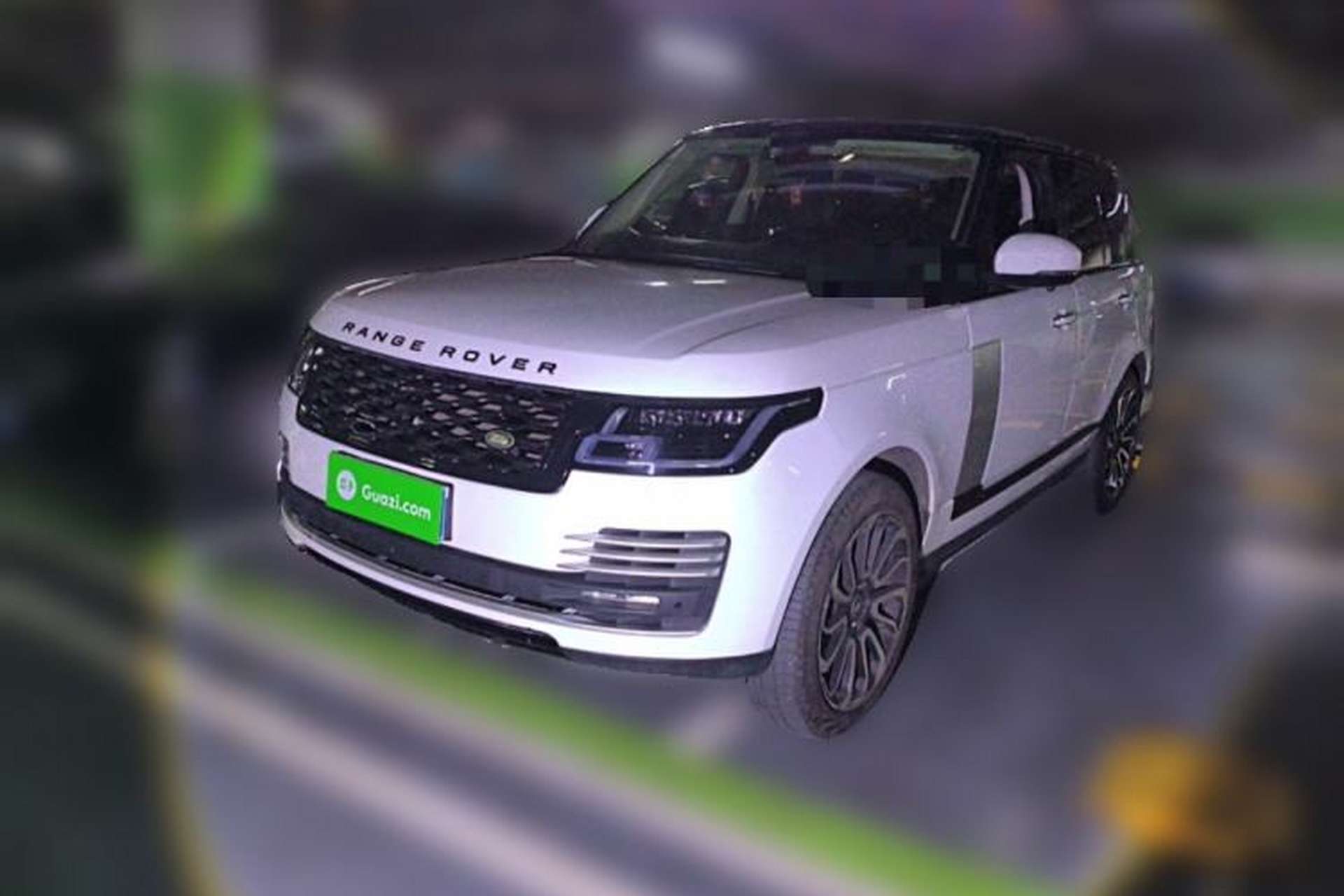 Used Land Rover Range 2014 Revised 3.0 SC V6 Vogue Front Left 45 Deg