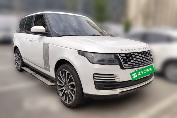 Used Land Rover Range 2014 Revised 3.0 SC V6 Vogue Front Right 45 Deg