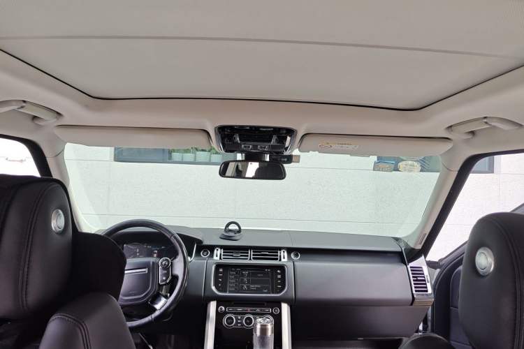 Used Land Rover Range 2014 Revised 3.0 SC V6 Vogue Headliner