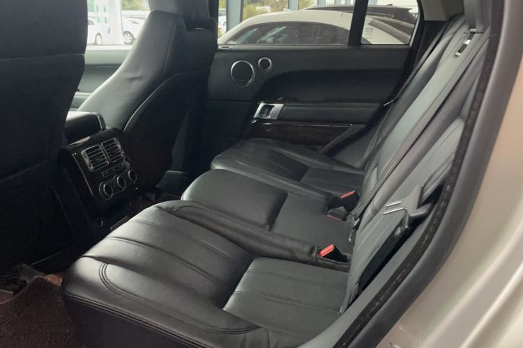 Used Land Rover Range 2014 3.0 SC V6 Vogue Interior 1