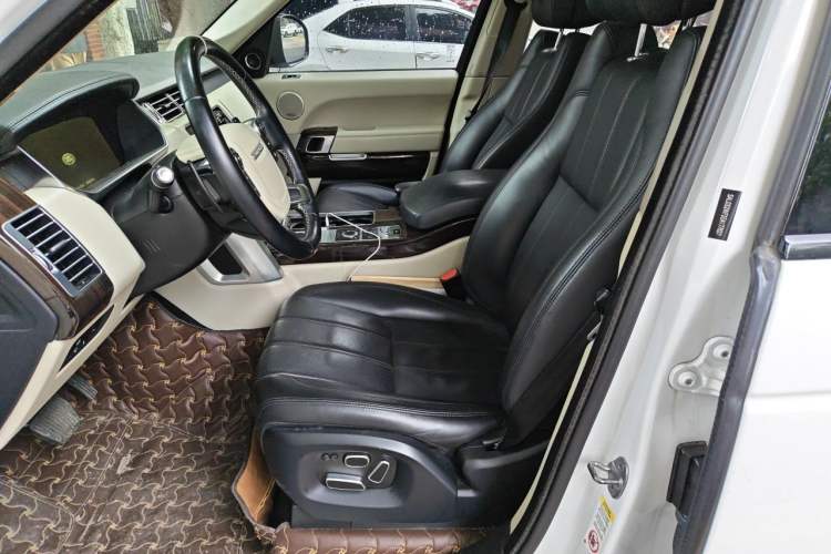 Used Land Rover Range  Left Front Seat