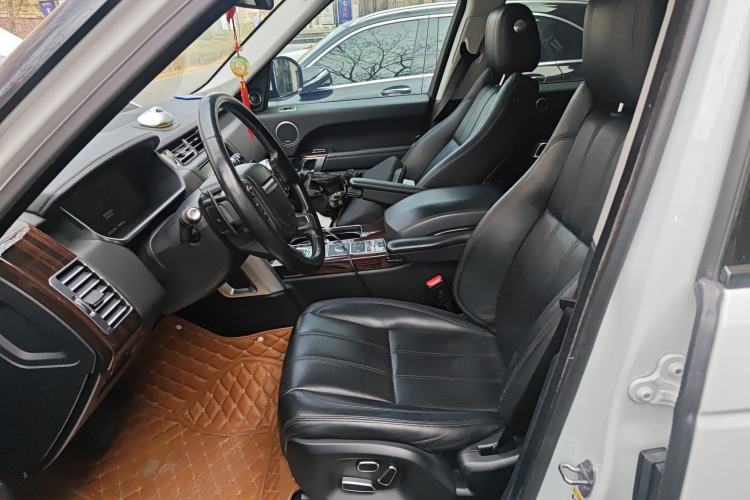 Used Land Rover Range 2014 Revised 3.0 SC V6 Vogue Left Front Seat