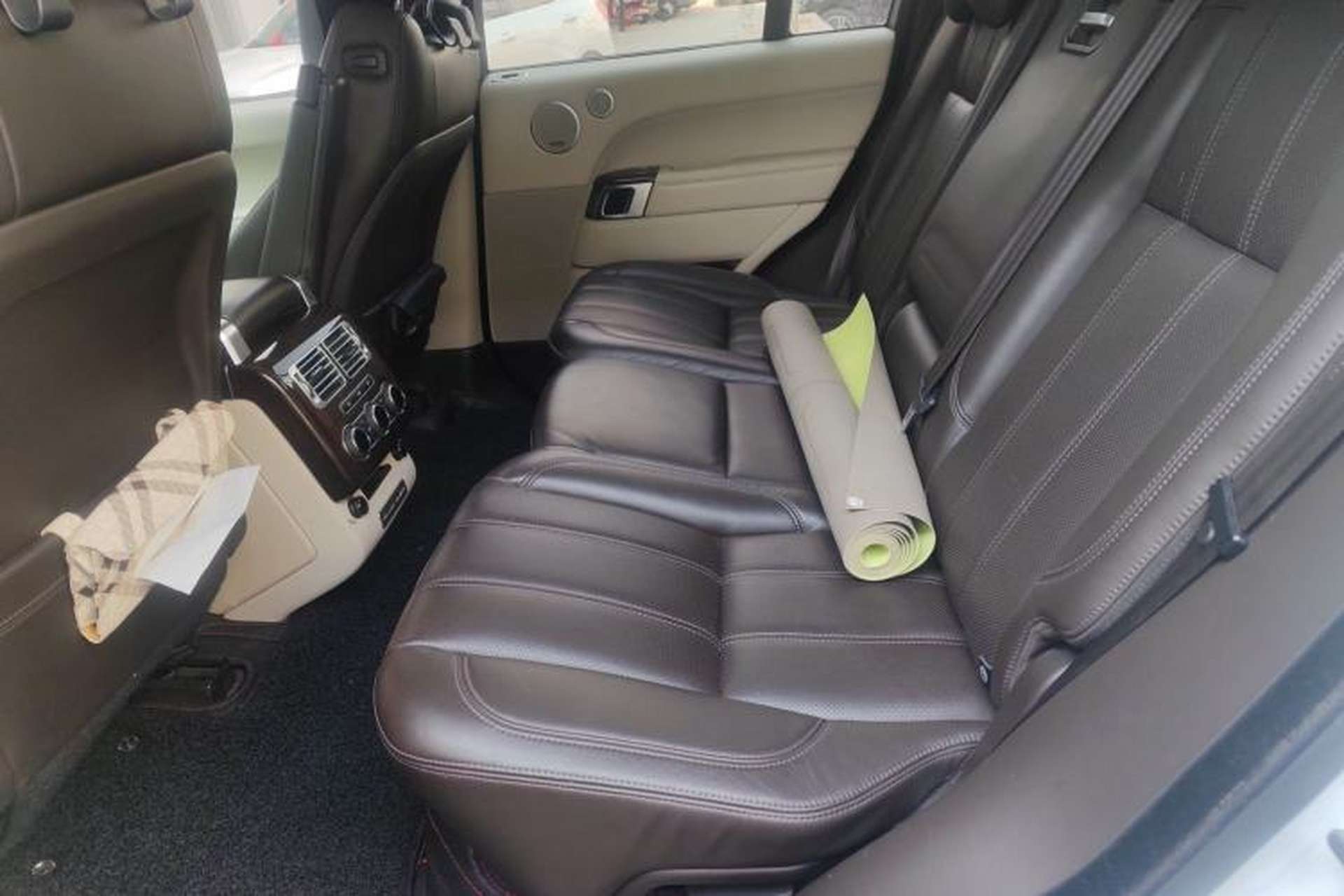 Used Land Rover Range 2014 Revised 3.0 SC V6 Vogue Left Rear Seat
