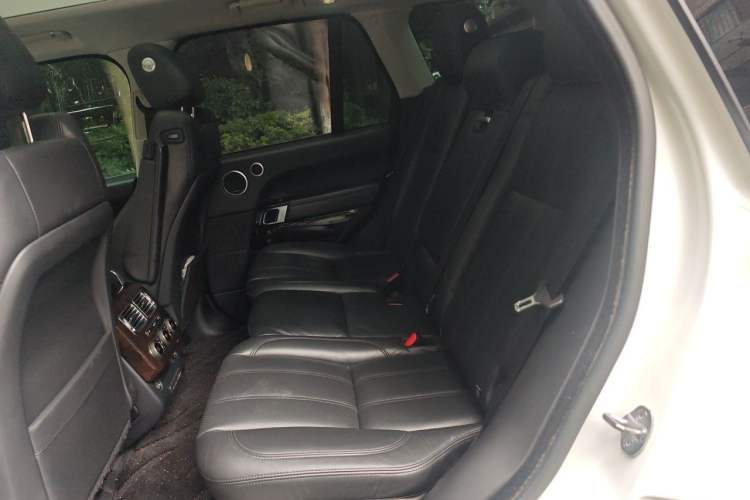 Used Land Rover Range 2014 3.0 SC V6 Vogue SE Left Rear Seat