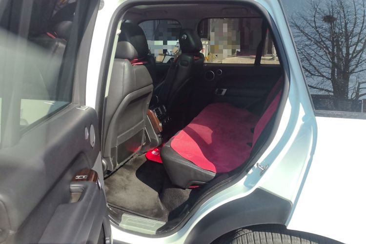 Used Land Rover Range 2014 3.0 SC V6 Vogue Left Rear Seat