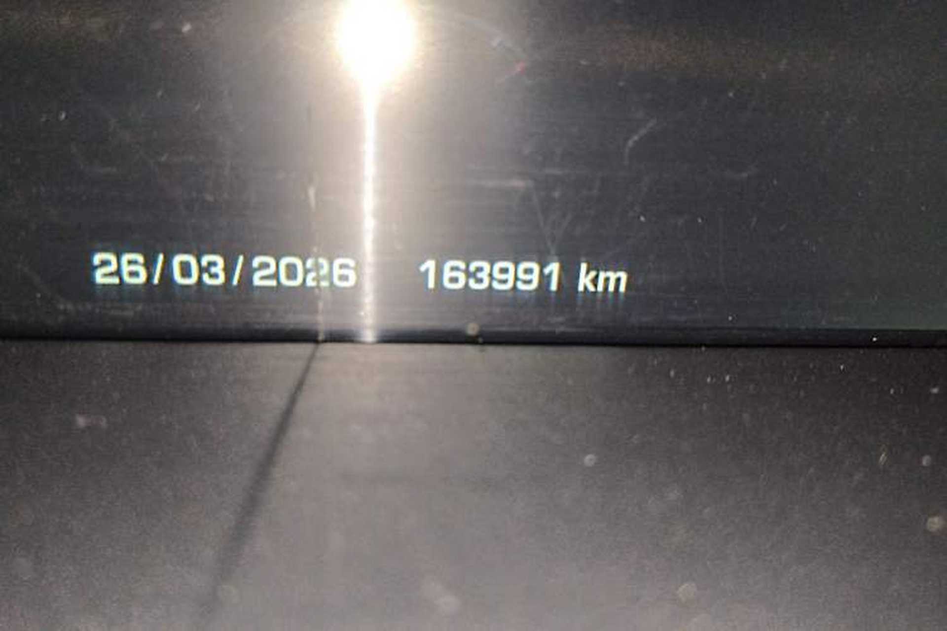 Used Land Rover Range 2014 Revised 3.0 SC V6 Vogue Odometer Close Up