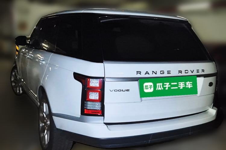 Used Land Rover Range  Rear Left 45 Deg