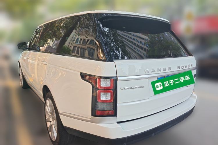 Used Land Rover Range 2014 3.0 SC V6 Vogue SE Long-Wheelbase Edition Rear Left 45 Deg