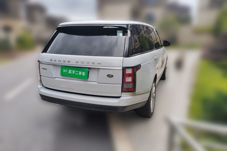 Used Land Rover Range 2014 3.0 SC V6 Vogue SE Long-Wheelbase Edition Rear Right 45 Deg
