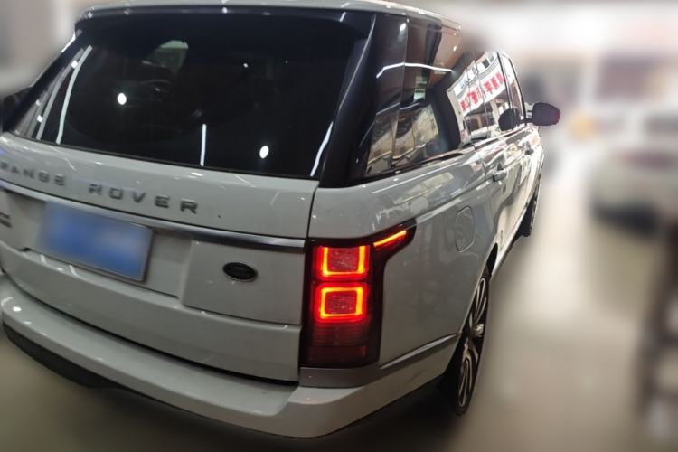 Used Land Rover Range 2014 3.0 SC V6 Vogue SE Long-Wheelbase Edition Rear Right 45 Deg