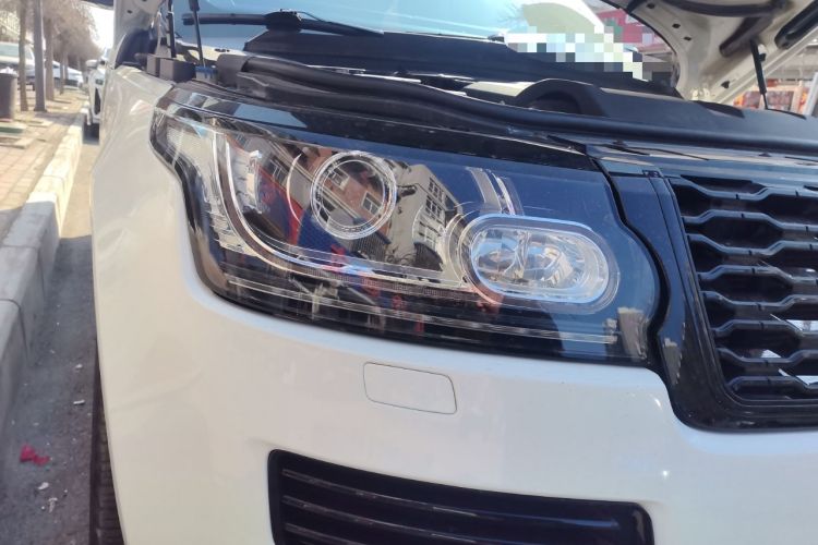Used Land Rover Range 2014 3.0 SC V6 Vogue Right Front Headlight