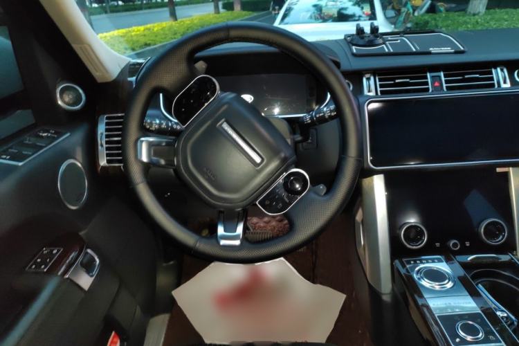 Used Land Rover Range 2014 Revised 3.0 SC V6 Vogue Steering Wheel