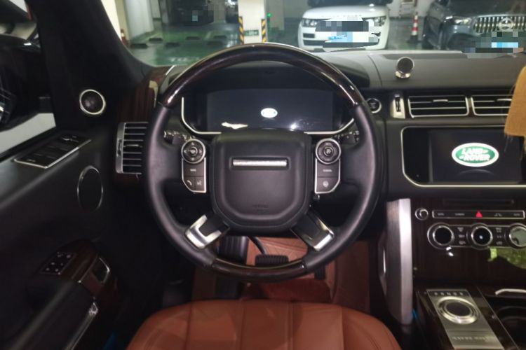 Used Land Rover Range 2014 3.0 SC V6 Vogue SE Long-Wheelbase Edition Steering Wheel