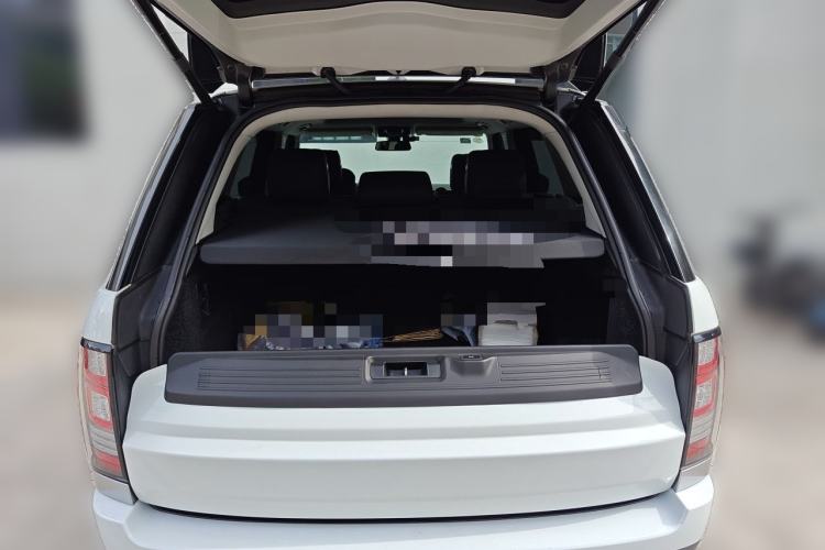 Used Land Rover Range 2014 Revised 3.0 SC V6 Vogue Trunk