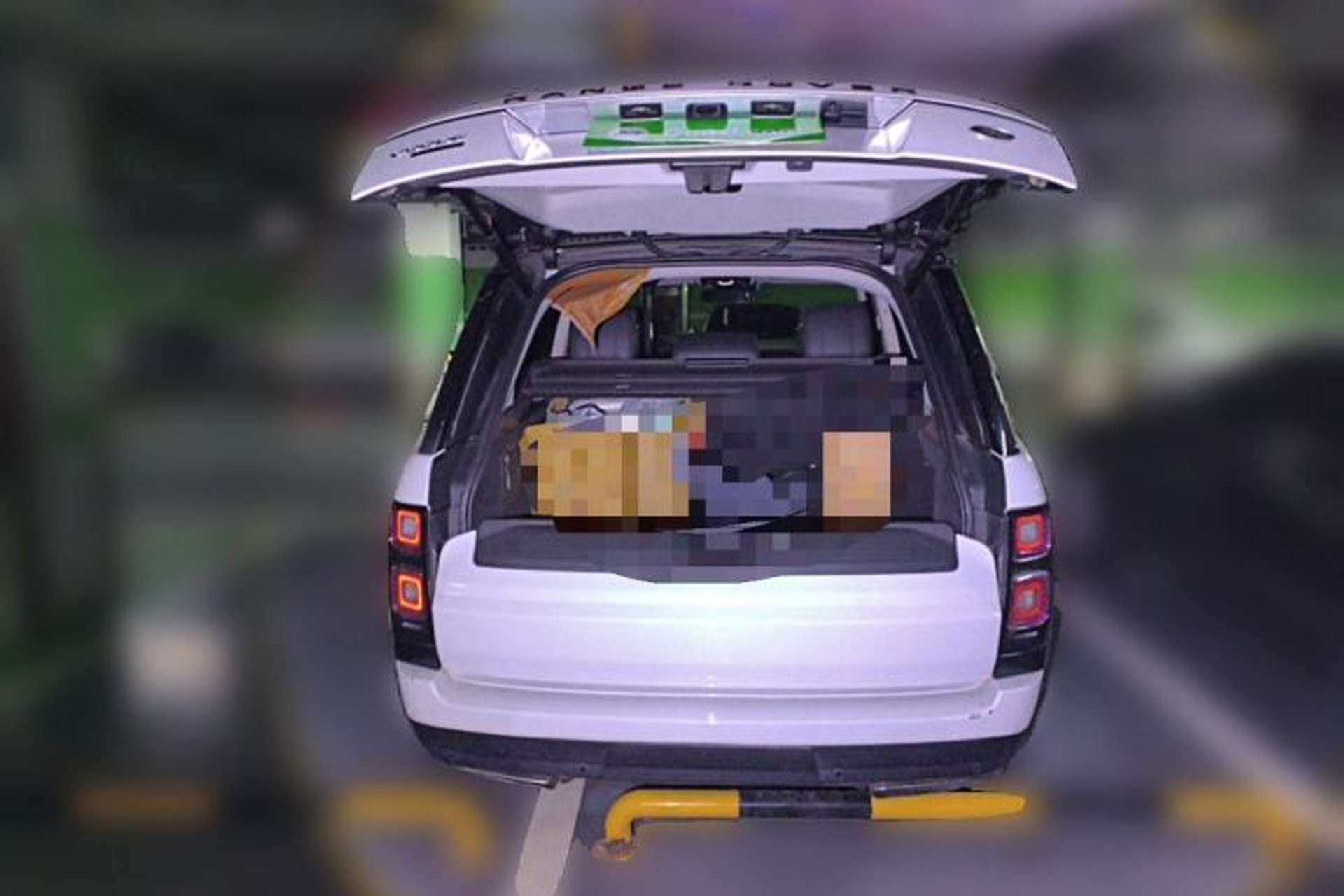 Used Land Rover Range 2014 Revised 3.0 SC V6 Vogue Trunk