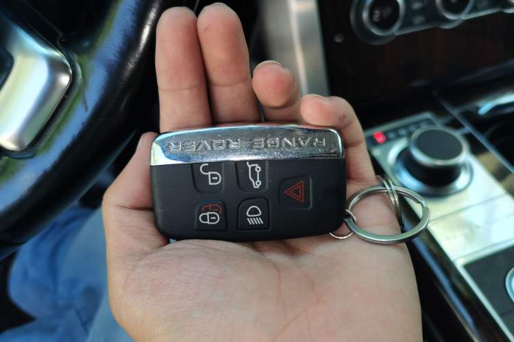 Used Land Rover Range 2014 3.0 SC V6 Vogue SE Long-Wheelbase Edition Vehicle Key