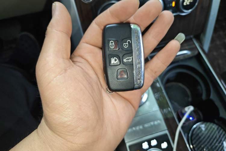 Used Land Rover Range  Vehicle Key