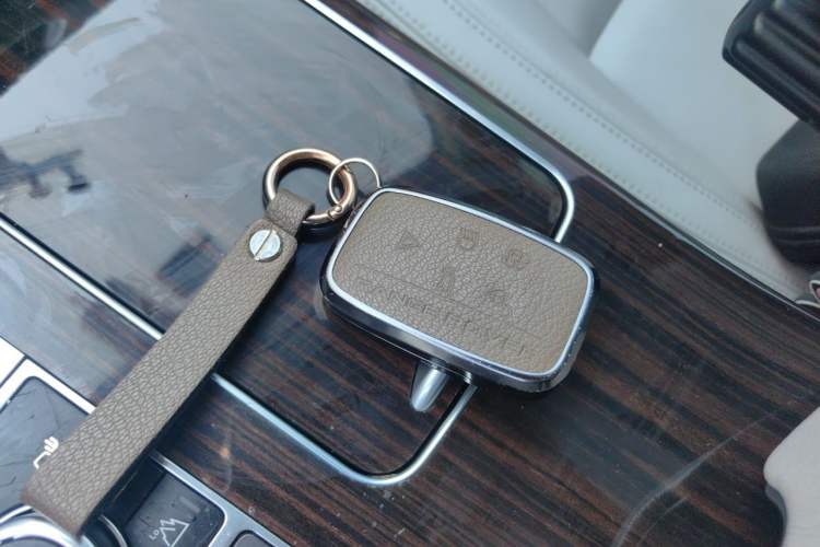 Used Land Rover Range  Vehicle Key