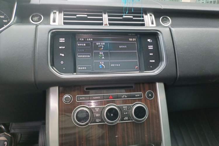 Used Land Rover Range 2015 3.0 SC V6 Vogue Audio And AC Panel