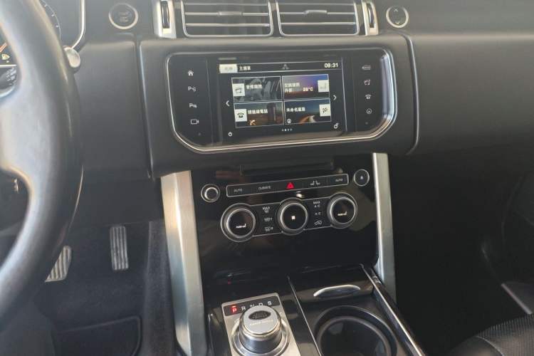 Used Land Rover Range  Audio And AC Panel