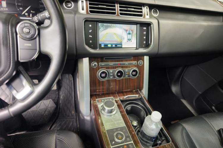 Used Land Rover Range  Audio And AC Panel
