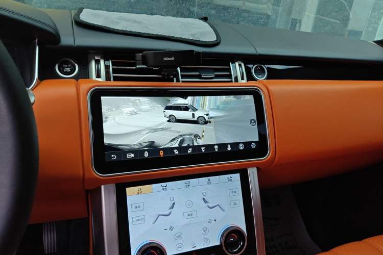 Used Land Rover Range  Audio And AC Panel