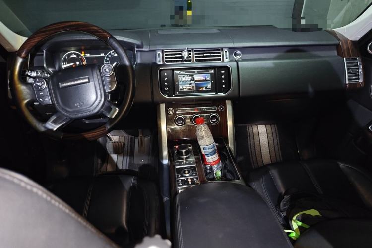 Used Land Rover Range  Center Console