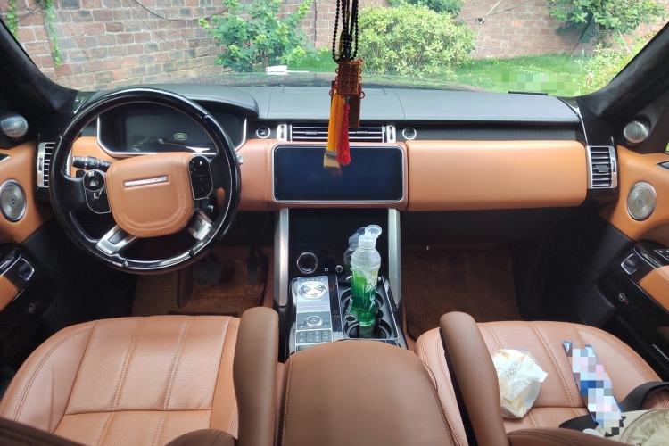 Used Land Rover Range  Center Console
