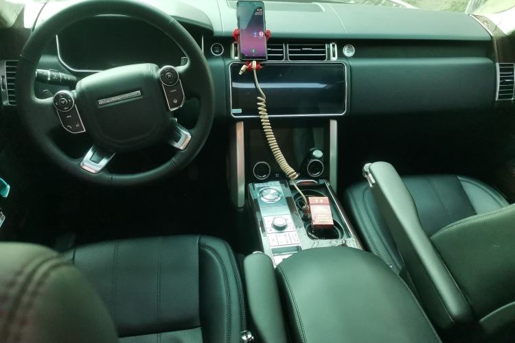 Used Land Rover Range  Center Console