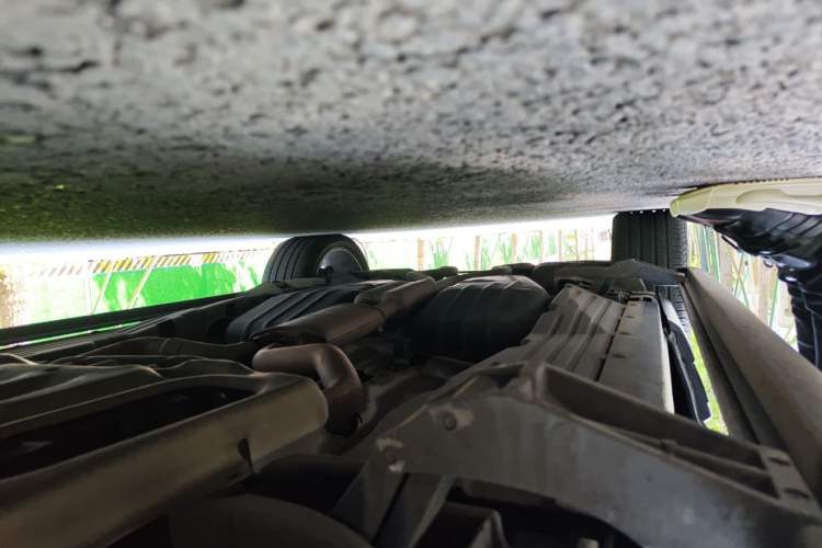 Used Land Rover Range 2015 3.0 SC V6 Vogue Chassis Front Right