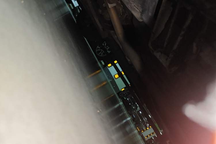 Used Land Rover Range  Chassis Rear Left