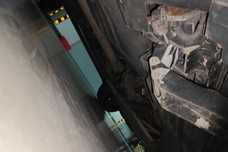 Used Land Rover Range  Chassis Rear Right