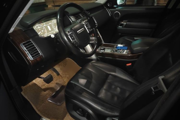 Used Land Rover Range 2015 3.0 SC V6 Vogue Driver Seat