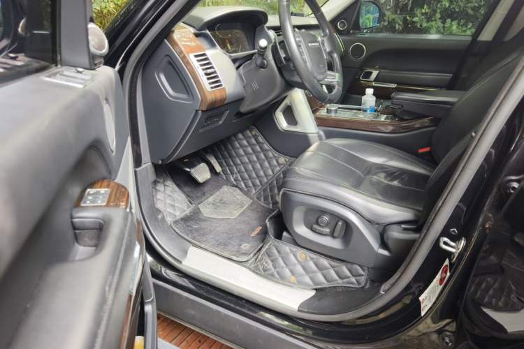 Used Land Rover Range  Driver Seat