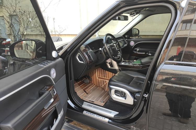Used Land Rover Range 2015 3.0 SC V6 Vogue SE Long-Wheelbase Edition Driver Seat