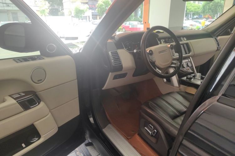 Used Land Rover Range 2015 3.0 SC V6 Vogue Driver Seat